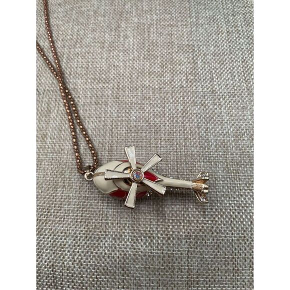 NWT BETSEY JOHNSON RHINESTONE HELICOPTER CHOPPER NECKLACE 3D & Propeller Spins - Picture 13 of 14
